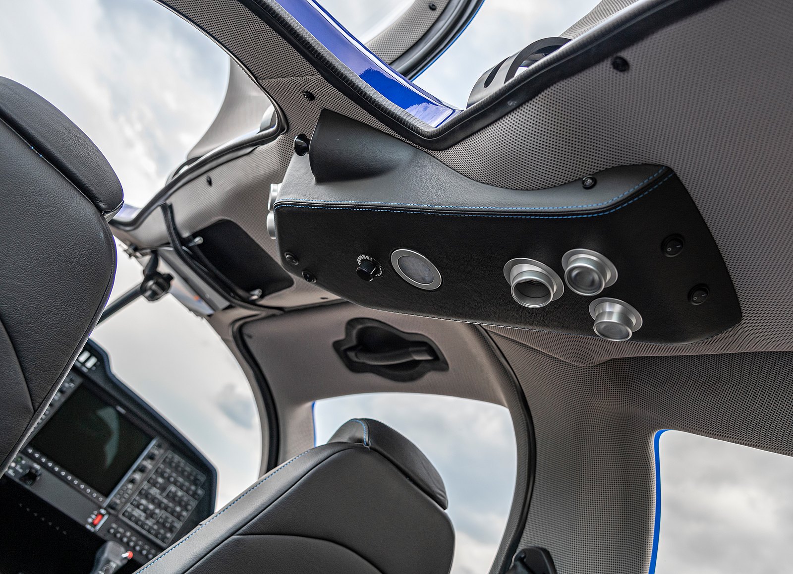 jet privato Diamond DA50 RG